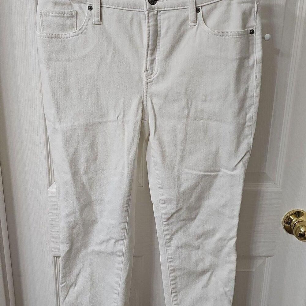 Chico's So Slimming Girlfriend Slim Leg Ankle Jeans White Denim Raw Hem 0P